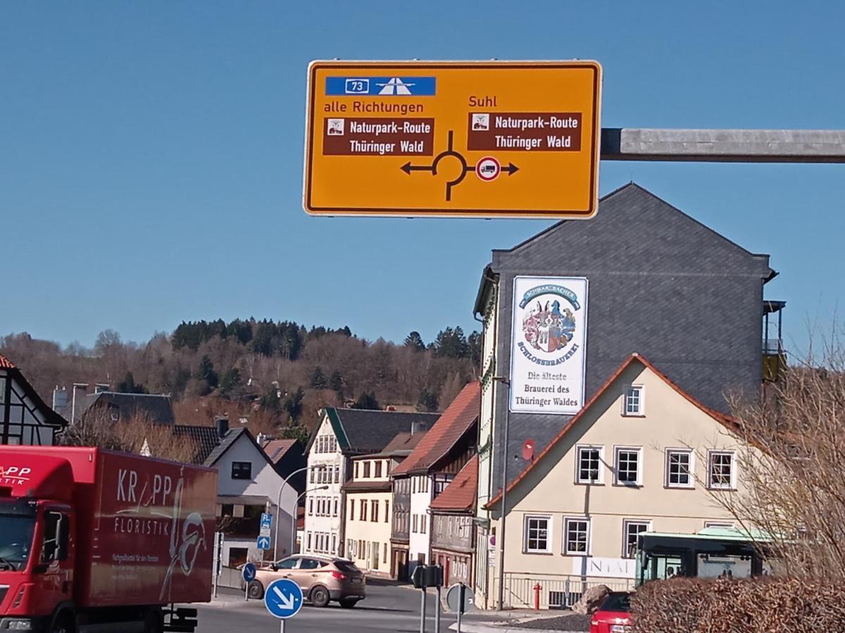 Hotel & Restaurant Zum Adlersberg Schleusingen Bagian luar foto